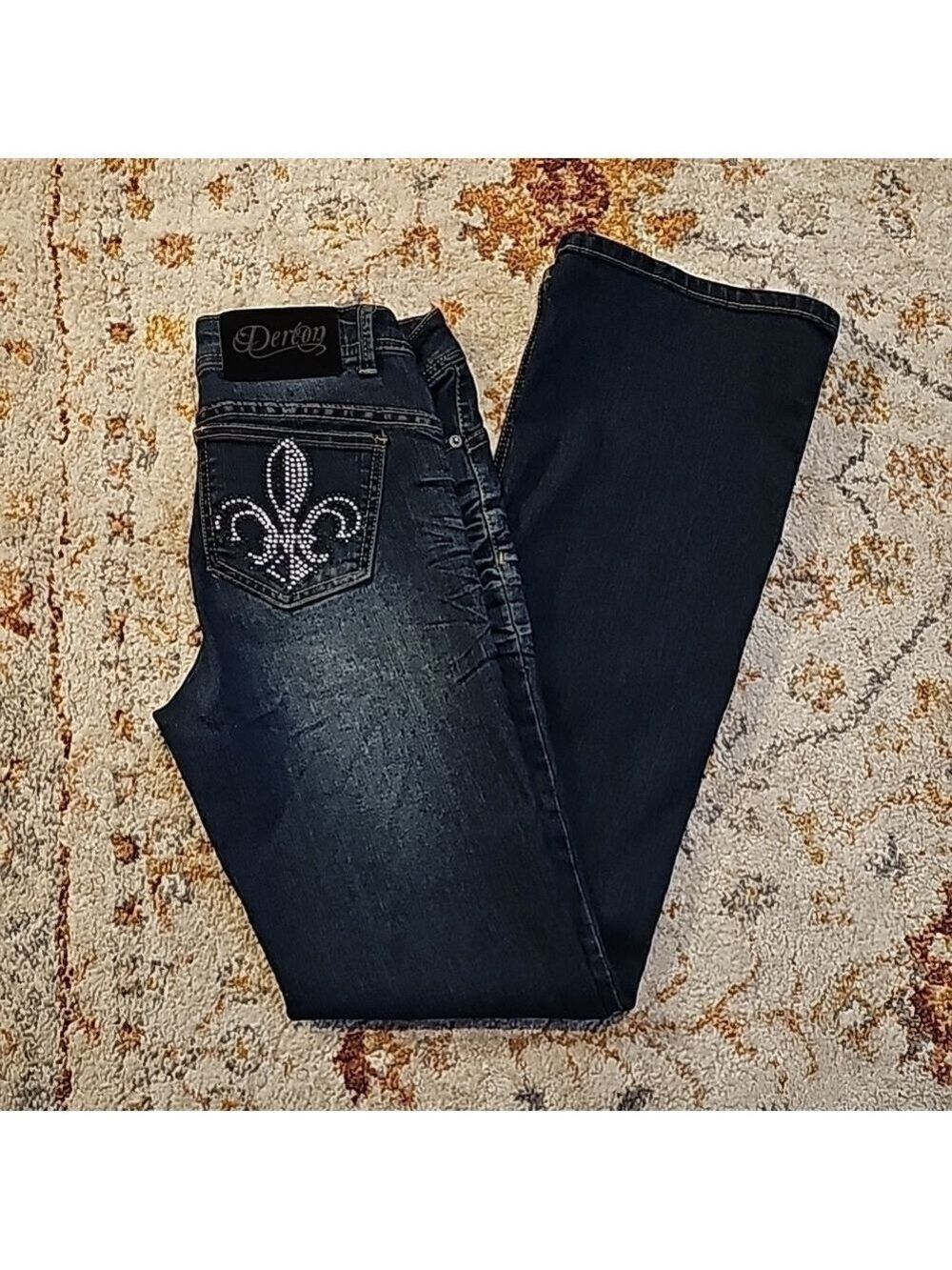 Dereon Flare Jeans Size 6